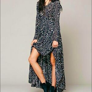 FREE PEOPLE Women’s First Kiss Printed Maxi Dress